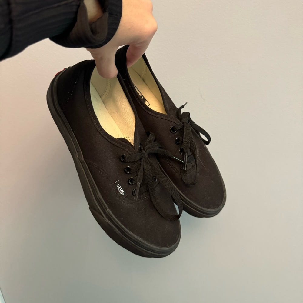 Black vans